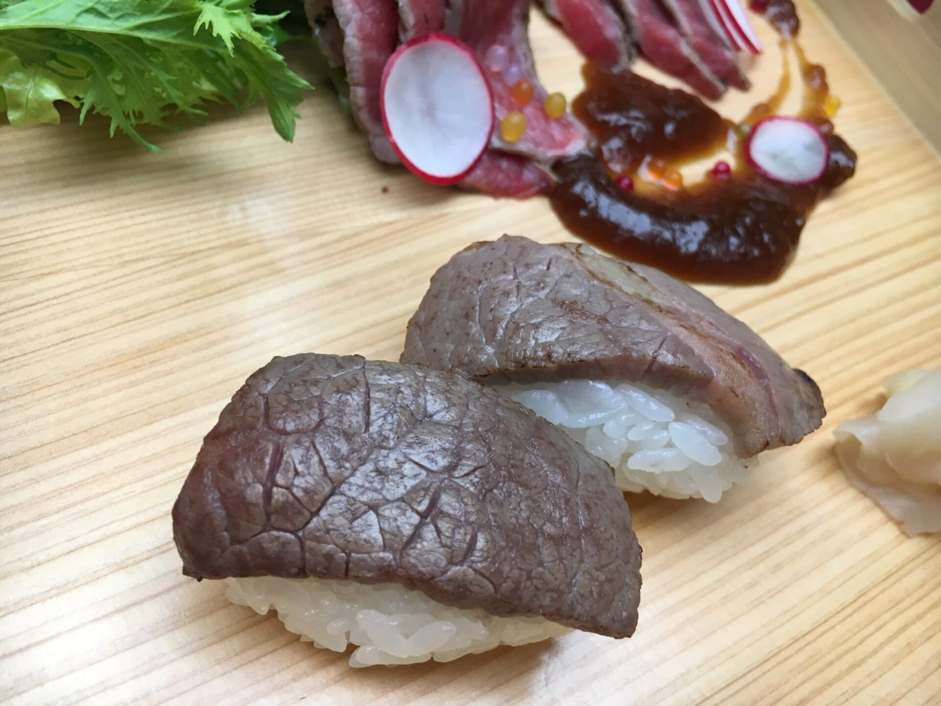 かみのやま温泉 果実の山 あづま屋 山形牛とつや姫のにぎり(2019年当時)