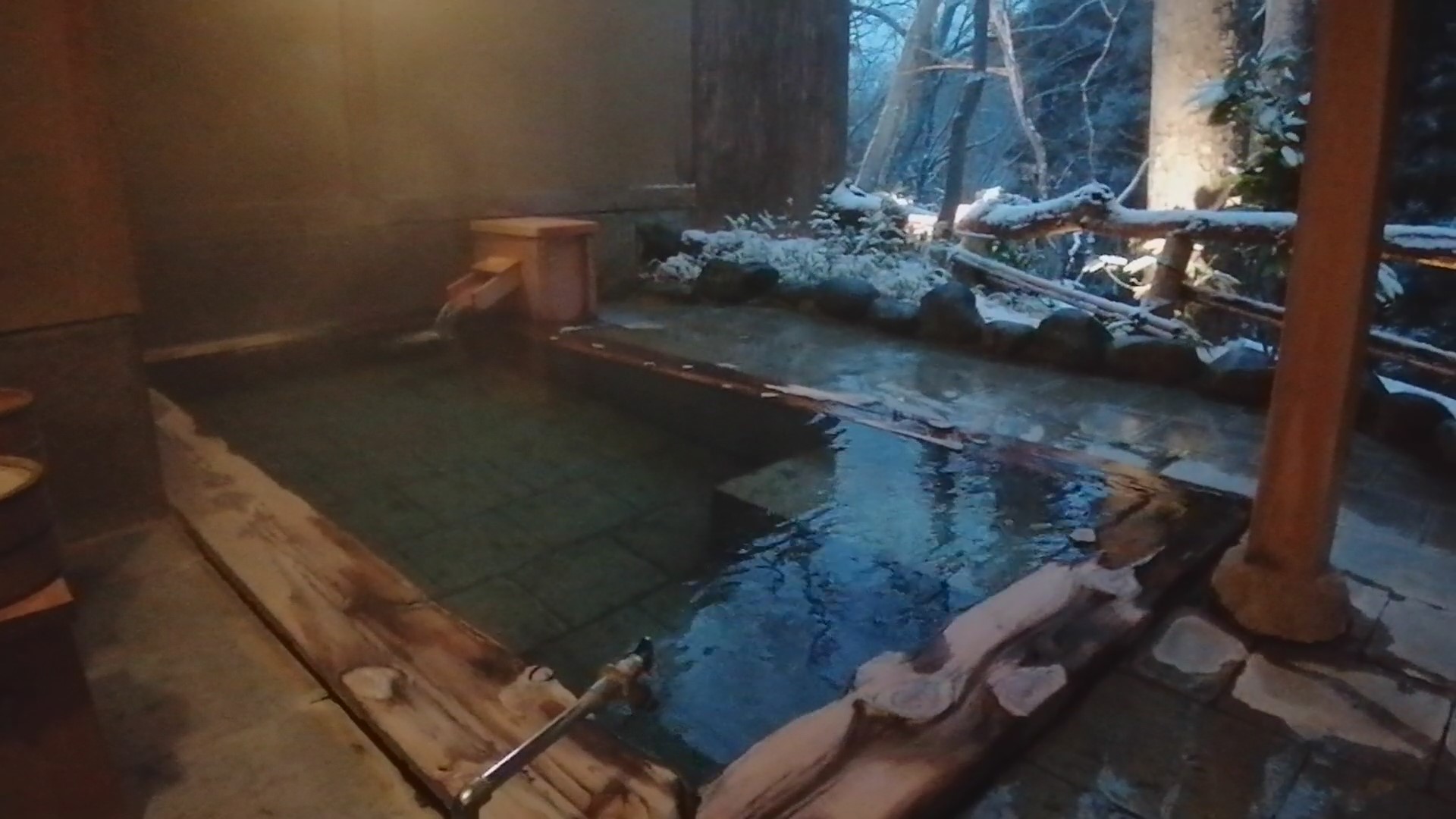 信州長野 上林温泉 湯宿 せきや　貸切露天　紅葉の湯（2020年2月 当時）