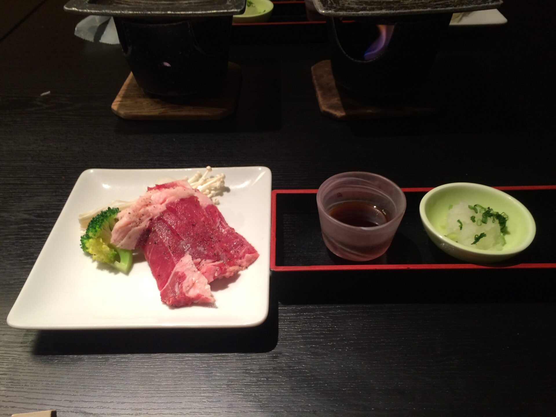 東伊豆町 片瀬温泉 片瀬館「ひいな」さん　特別室　夕食　牛ステーキおろしポン酢 