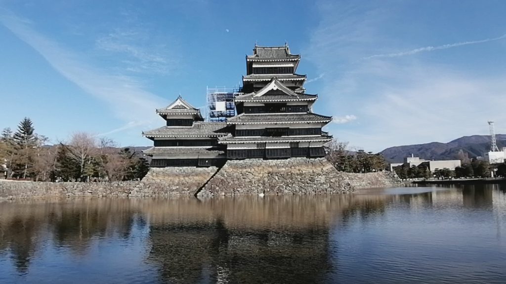 国宝　松本城　日本最古の天守