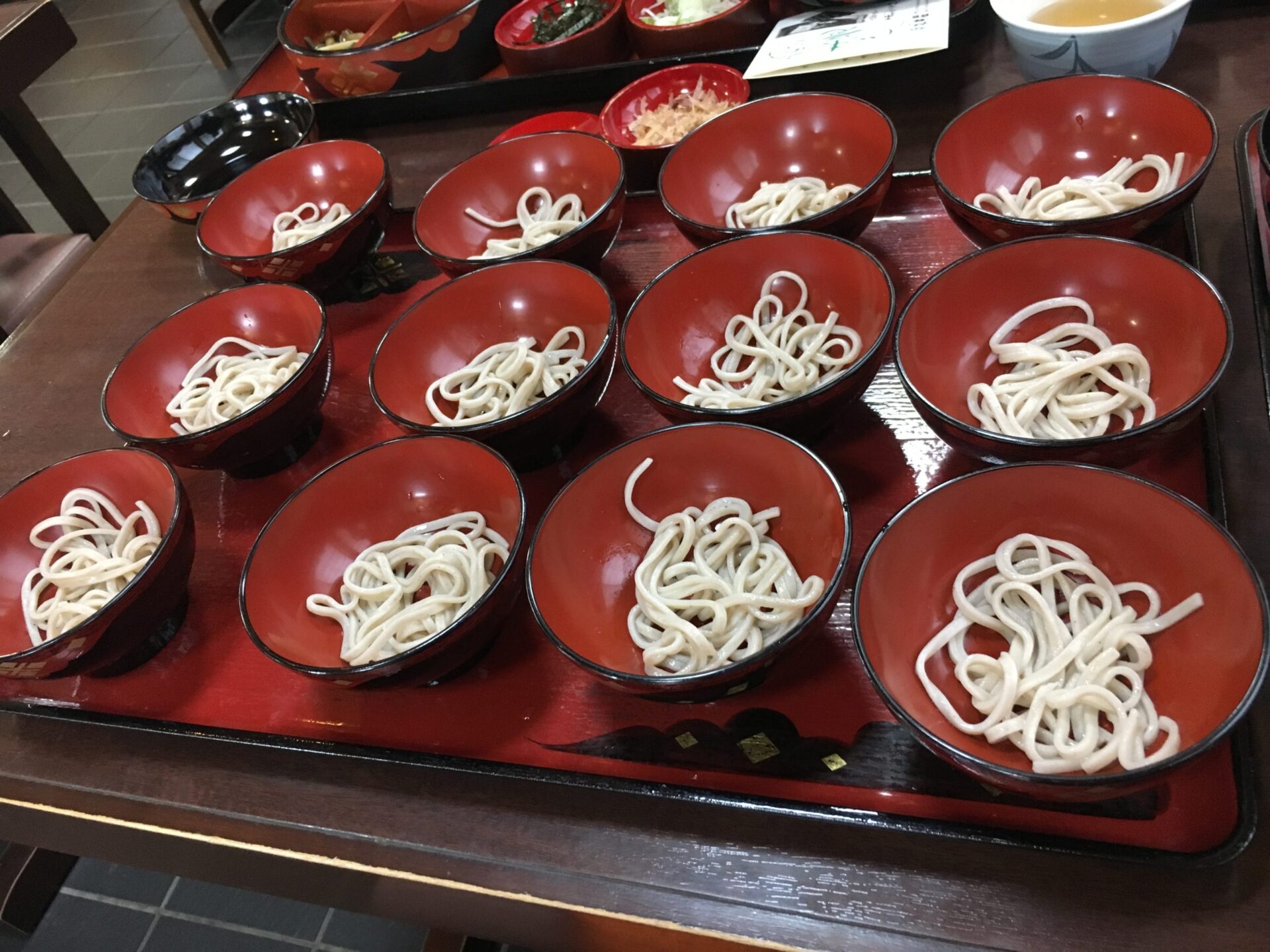 駅前芭蕉館 盛出し式わんこそば