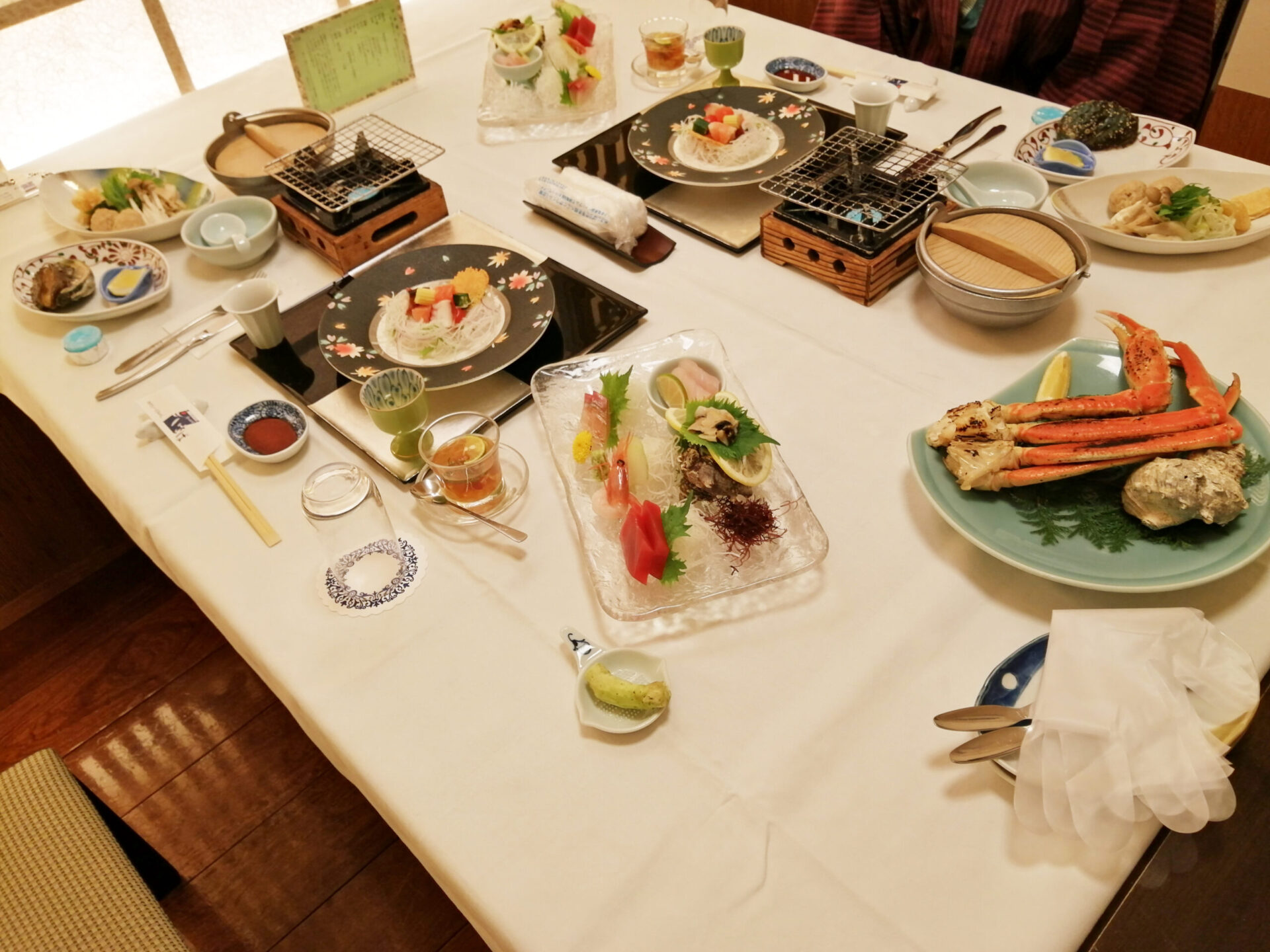 海のホテル いさば 夕食全景