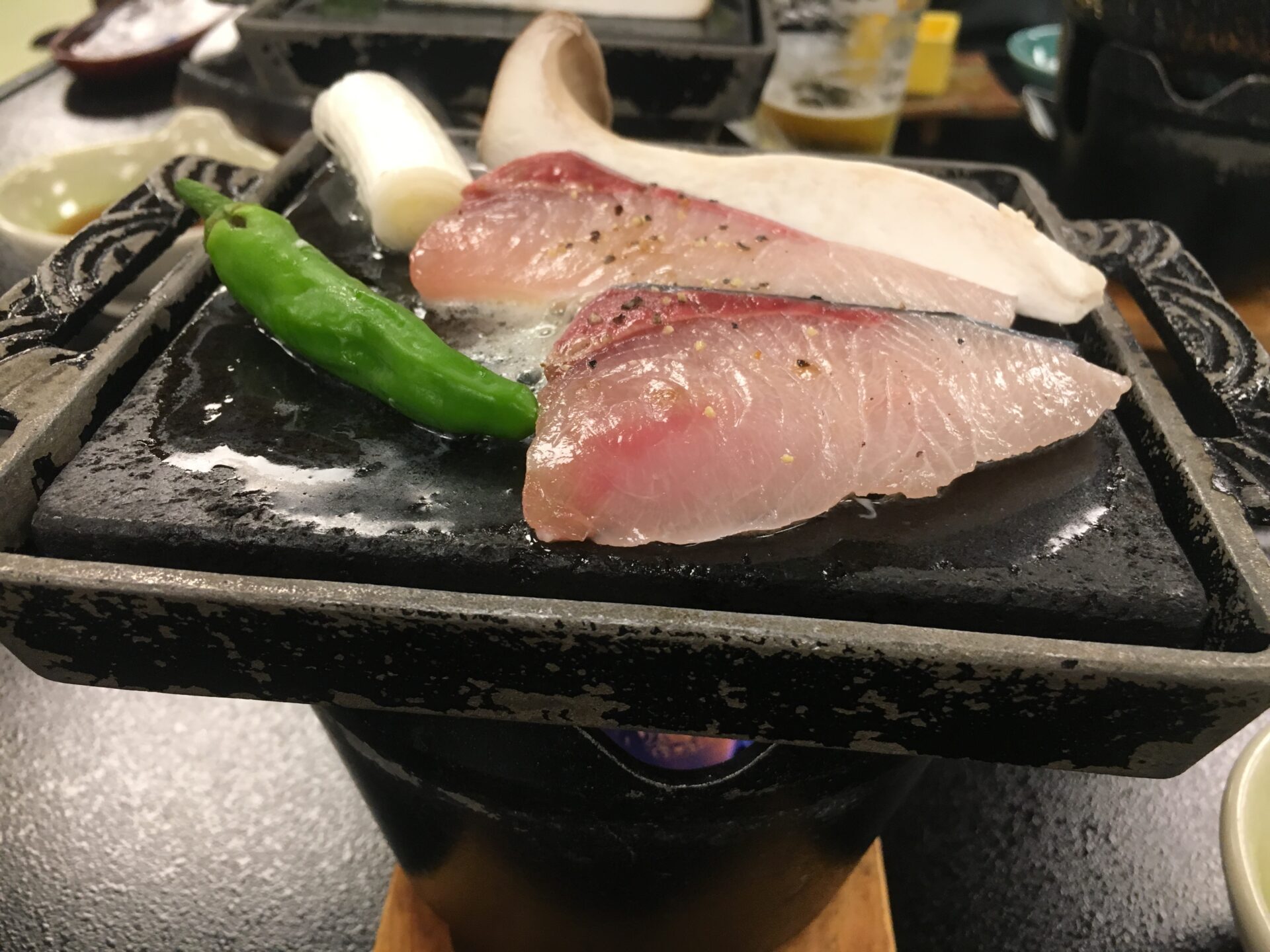 うみあかり 夕食 鰤石焼ステーキ