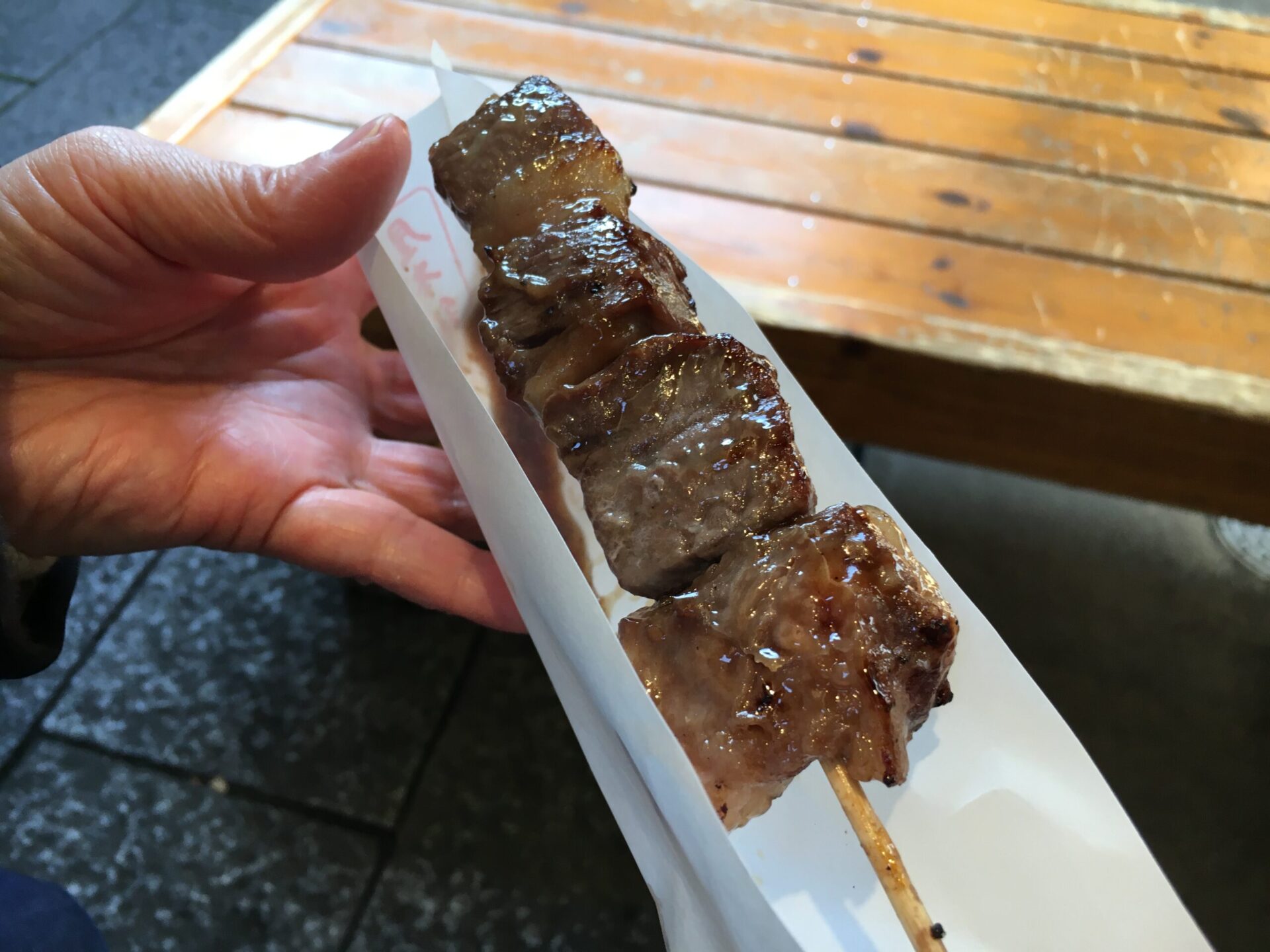 伊勢神宮 おはらい町 食べ歩きグルメ 松阪牛串