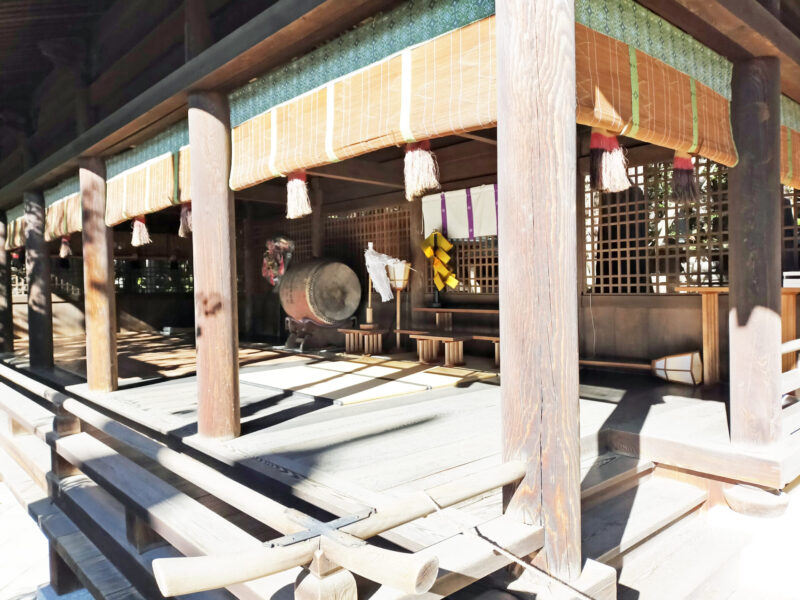 下社秋宮 片拝殿