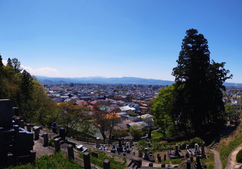 会津若松　飯盛山から鶴ヶ城を望む景色