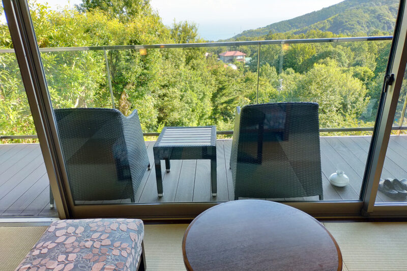 大室の杜 玉翠 蒼空 デッキテラス