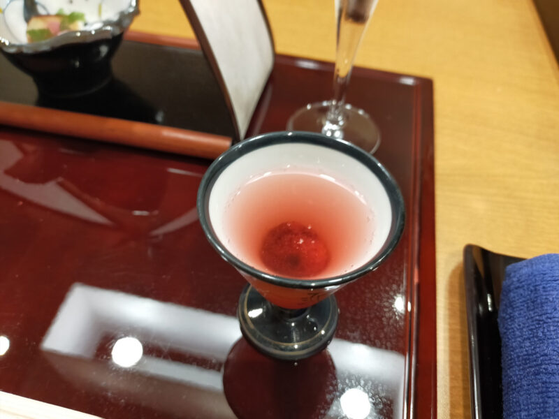 大室の杜 玉翠 食前酒 山桃酒サワー