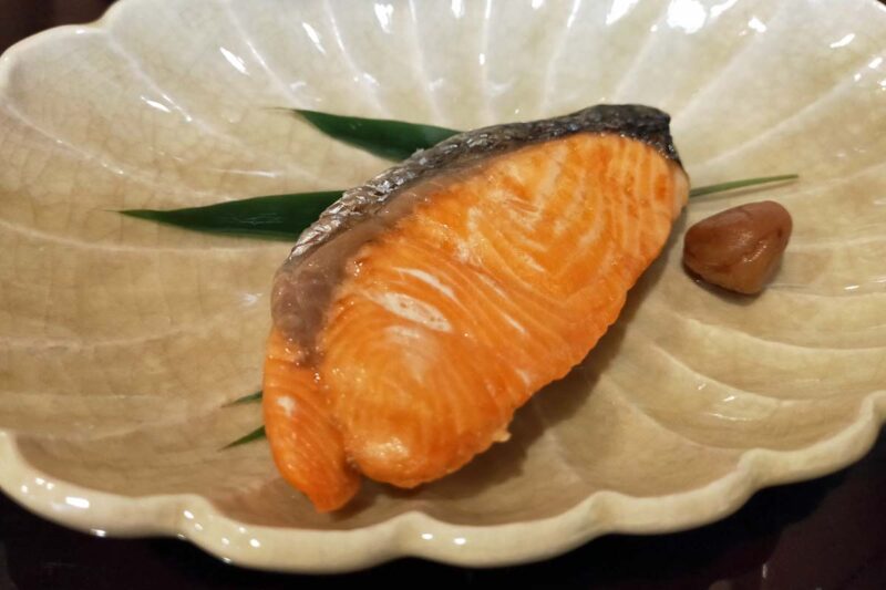 白馬ひふみ　朝食　焼き魚サーモン