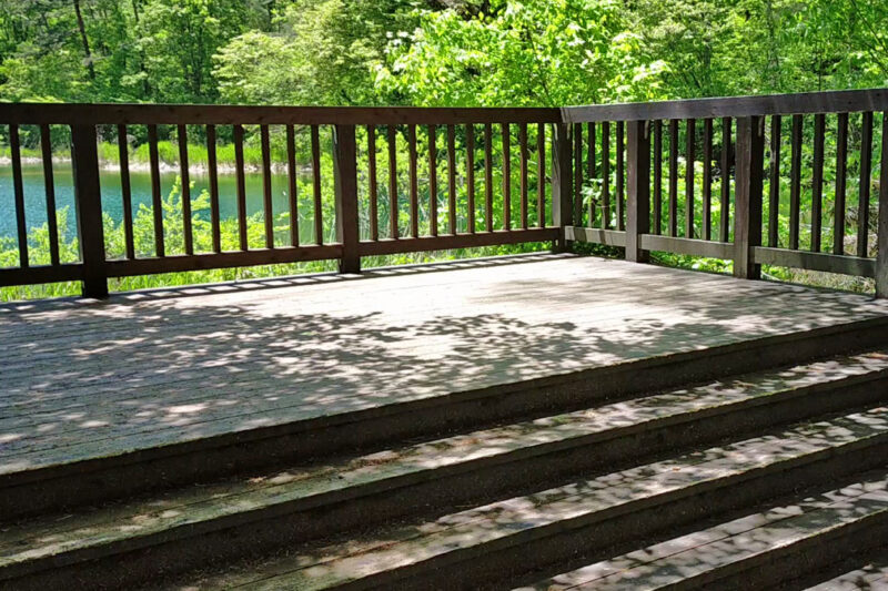 五色沼自然探勝路　るり沼　展望台