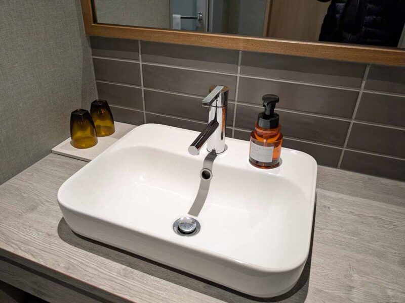 群馬　あらたし　みなかみ　洗面台