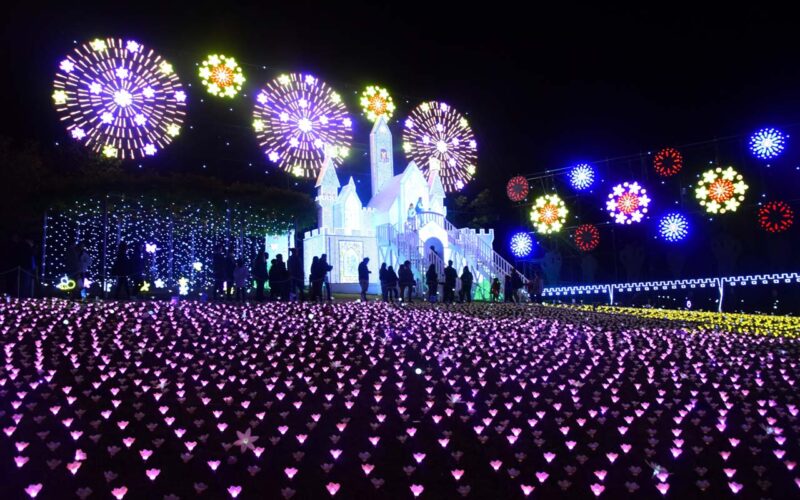 栃木　あしかがフラワーパーク　フラワーキャッスル