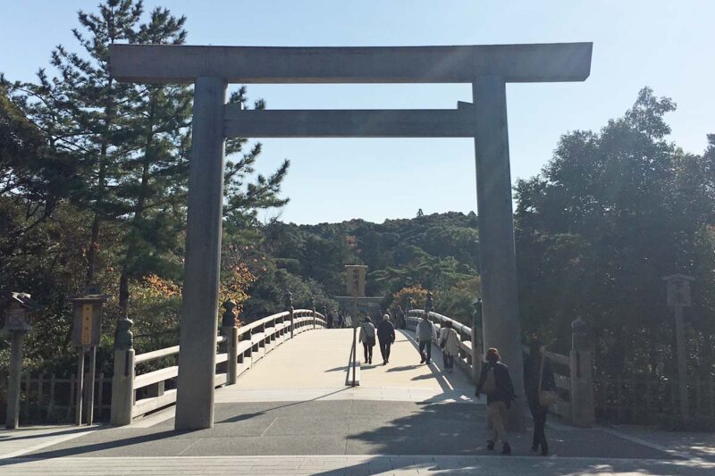 伊勢神宮　鳥居