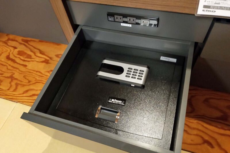 秩父・長瀞温泉　花湯別邸　和モダンスタンダード「尾花」　貴重品ボックス