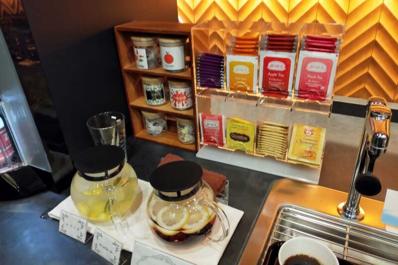 秩父・長瀞温泉　花湯別邸　オールインクルーシブ　紅茶