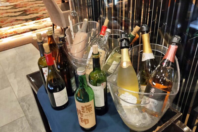 秩父・長瀞温泉　花湯別邸　オールインクルーシブ　ワイン