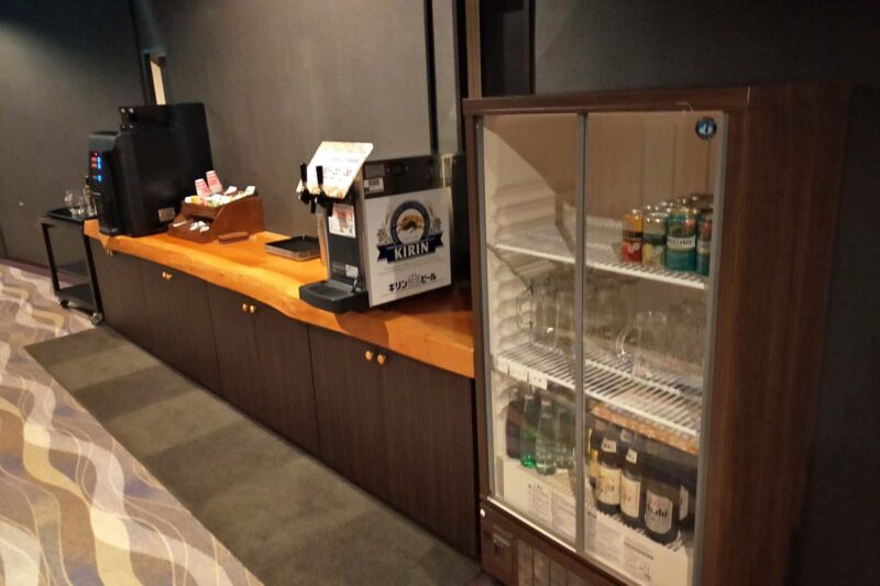 秩父・長瀞温泉　花湯別邸　フロアドリンクコーナー