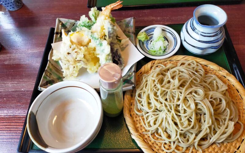 うちだ 天もりそば全体