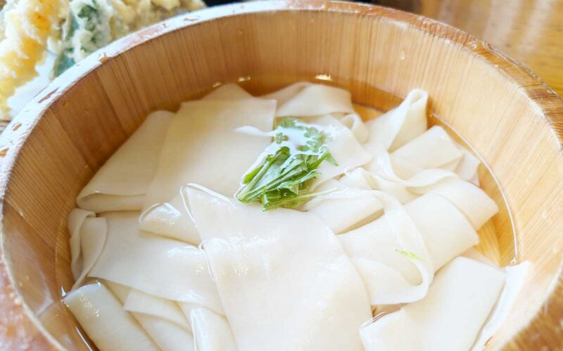 奥利根うどん本舗 幅広のめん