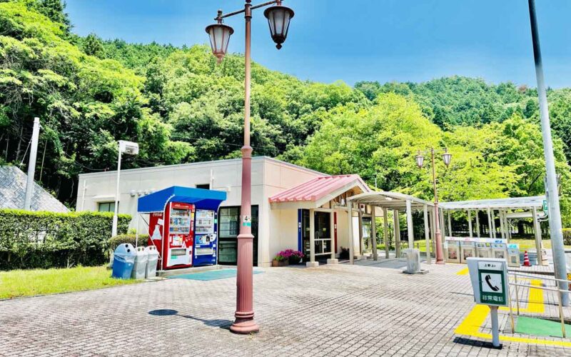 高速道路　パーキング